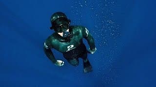 自由潜水技巧视频解析：11 tips on how to dive VERY deep - How to freedive to 55 meters