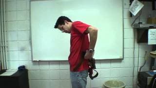 自由潜水装备视频解析：Weight Belt Set-Up and Donning